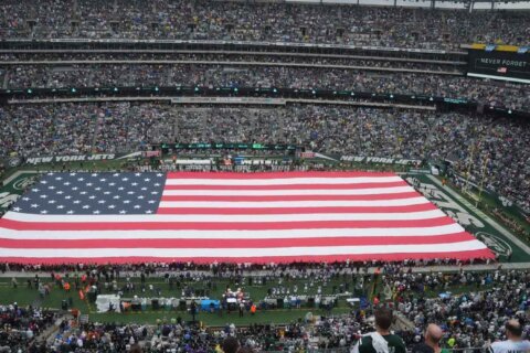 NFL teams honor victims of 9/11 with messages of support, national anthem