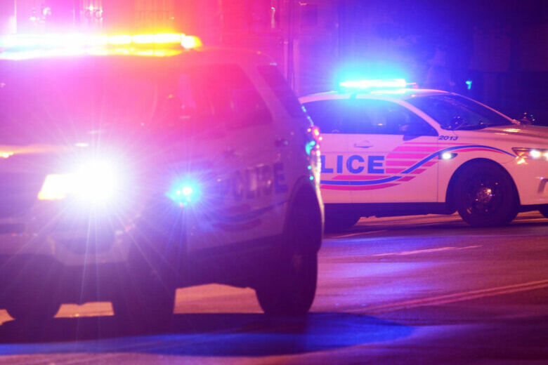2 separate armed assaults in Northwest DC stopped by good Samaritans minutes apart, police say – WTOP News