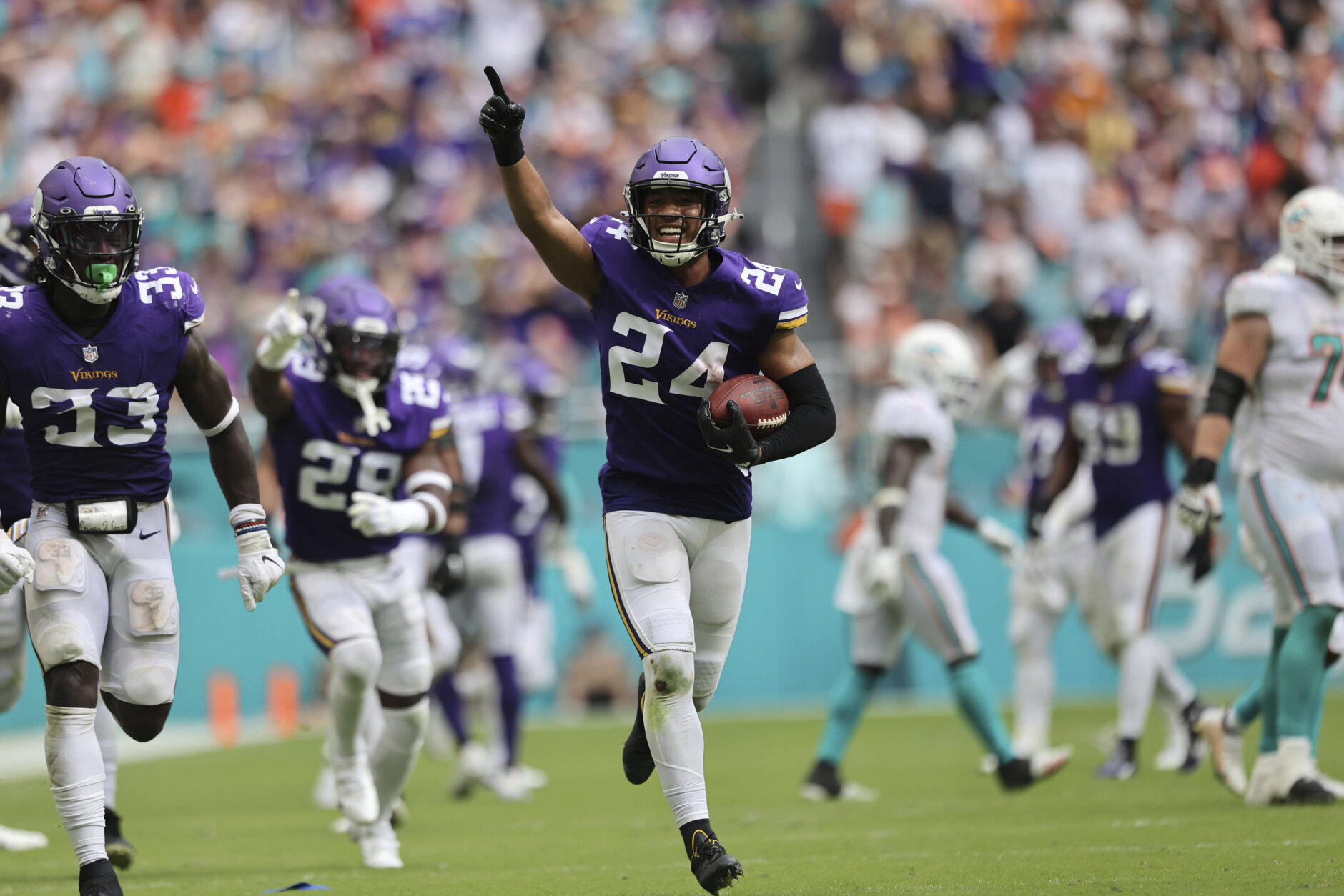 <p><em><strong>Vikings 24</strong></em><br />
<em><strong>Dolphins 16</strong></em></p>
<p>Props to Minnesota for <a href="https://twitter.com/ProFootballTalk/status/1581700656465051648?s=20&amp;t=mkhusKefZZHUuPJxv8-JhQ" target="_blank" rel="noopener">beating the heat</a> and starting 5-1 — but this has to be the softest 5-1 start I&#8217;ve ever seen. The Vikings&#8217; schedule sets them up to win the NFC North, and maybe even have a gaudy record, but I can&#8217;t take this team seriously unless and until they can beat the likes of the Bills and Cowboys in November.</p>

