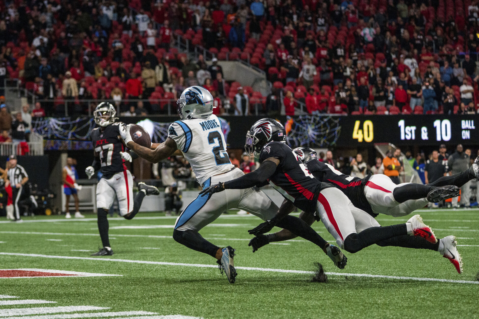 <p><em><strong>Panthers 34</strong></em><br />
<em><strong>Falcons 37 (OT)</strong></em></p>
<p>Atlanta has three straight home wins for the first time since 2017-18 and sits atop the worst division in football. Considering how <a href="https://twitter.com/ESPNStatsInfo/status/1586831812126736384?s=20&amp;t=1hV9LH-TkICsHjm2aPxK5g" target="_blank" rel="noopener">Carolina kicked this one away</a>, neither will last for much longer.</p>
