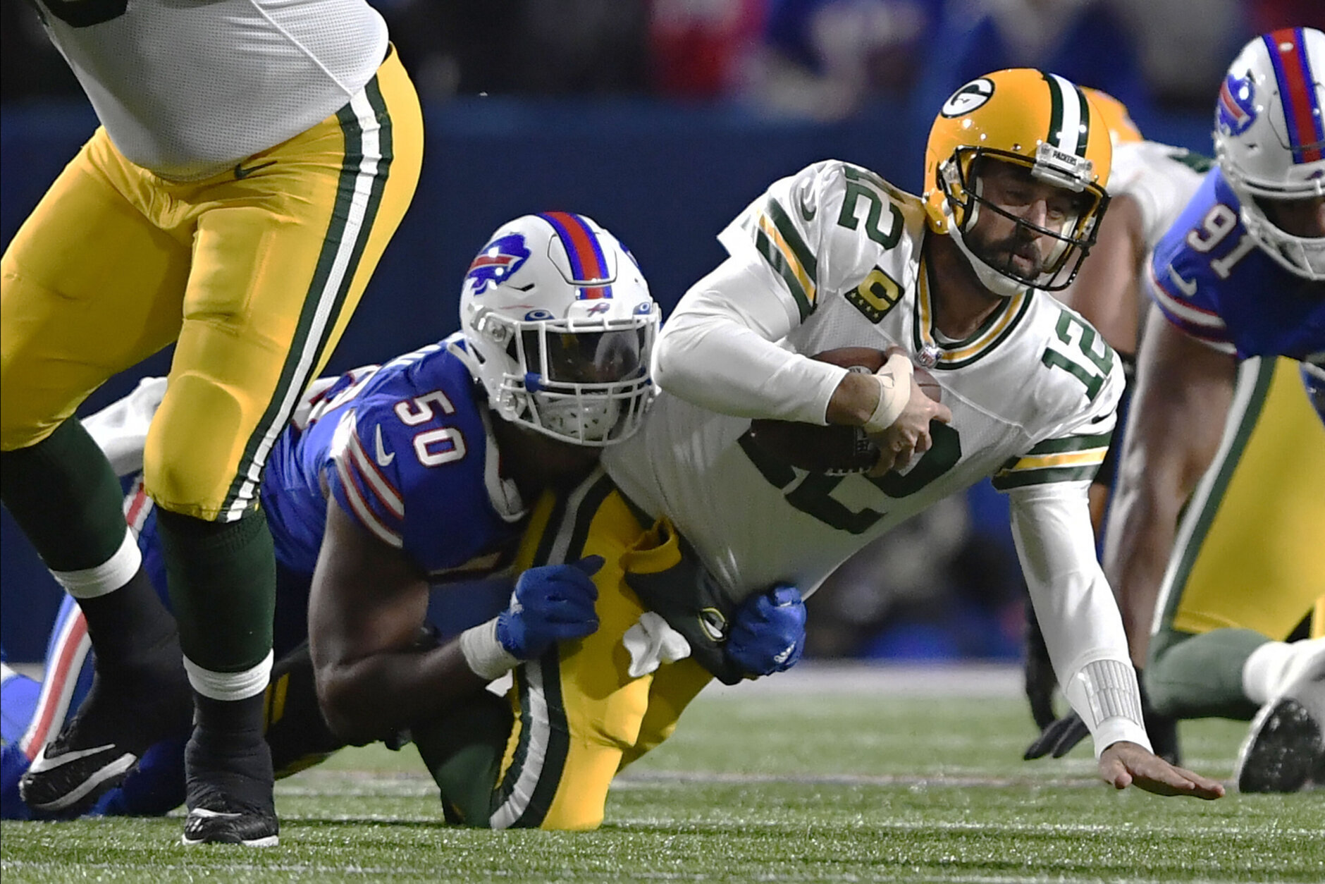 <p><b><i>Packers 17</i></b><br />
<b><i>Bills 27</i></b></p>
<p>If you thought <a href="https://profootballtalk.nbcsports.com/2022/10/26/in-calling-out-teammates-aaron-rodgers-necessarily-calls-out-his-coach/" target="_blank" rel="noopener" data-saferedirecturl="https://www.google.com/url?q=https://profootballtalk.nbcsports.com/2022/10/26/in-calling-out-teammates-aaron-rodgers-necessarily-calls-out-his-coach/&amp;source=gmail&amp;ust=1667274741054000&amp;usg=AOvVaw174g4Zrlbk8wTqz-VPxNXR">Aaron Rodgers was calling out the Packers before</a>, just wait till his next therapy session with Pat McAfee.</p>
<p>Buffalo should feel good about this because they played a C-level game and still beat a future Hall of Fame QB by double digits. The Bills are scary good.</p>
