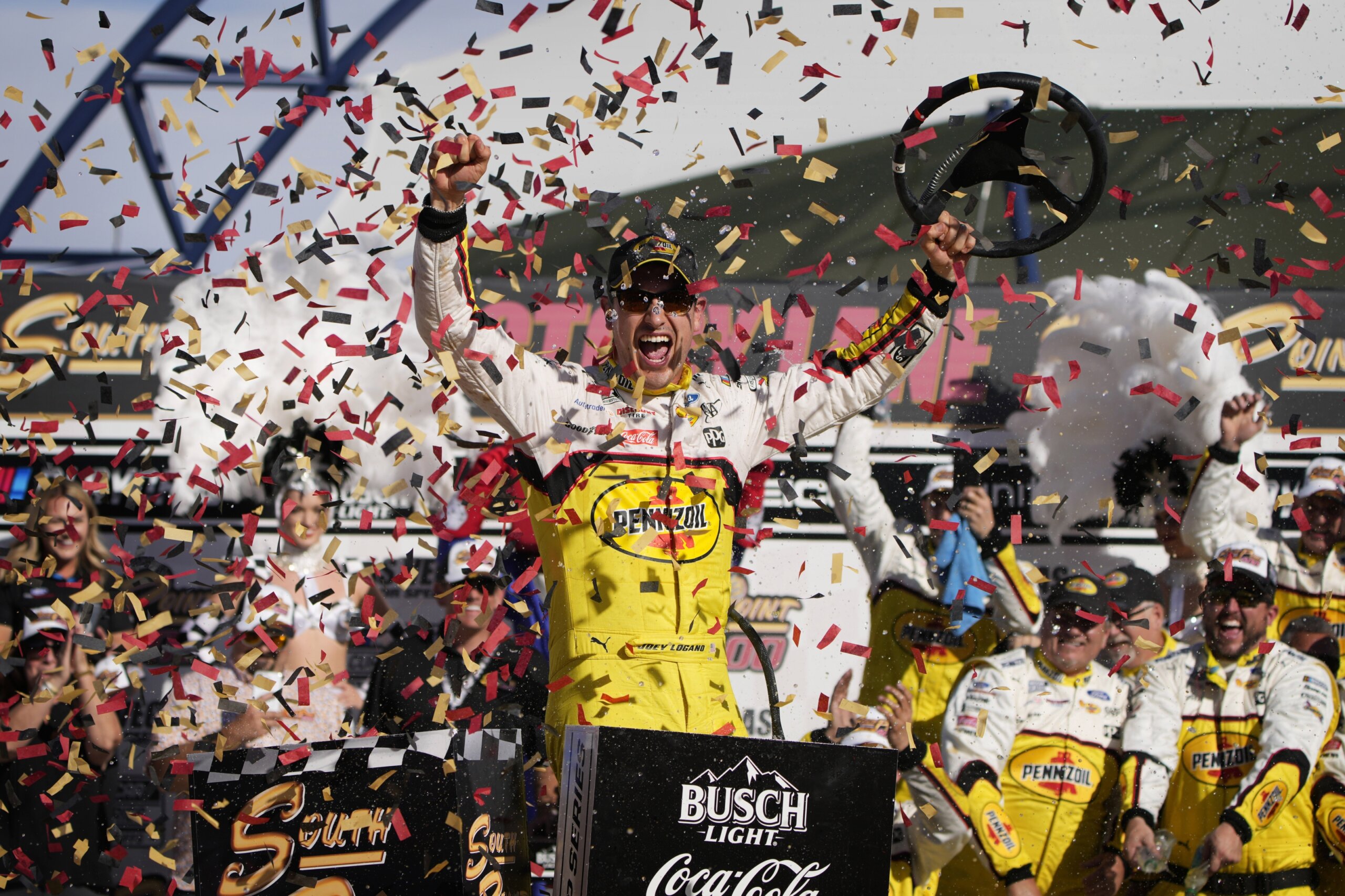 Logano Wins At Las Vegas To Earn Spot In NASCAR Title Race - WTOP News