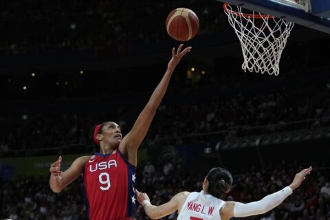 US women win fourth straight gold at World Cup, top China