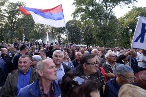 Protesters allege pro-Russia Bosnian Serb leader rigged vote