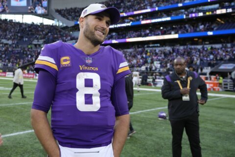 Confident Vikings thriving behind letting-it-loose Cousins