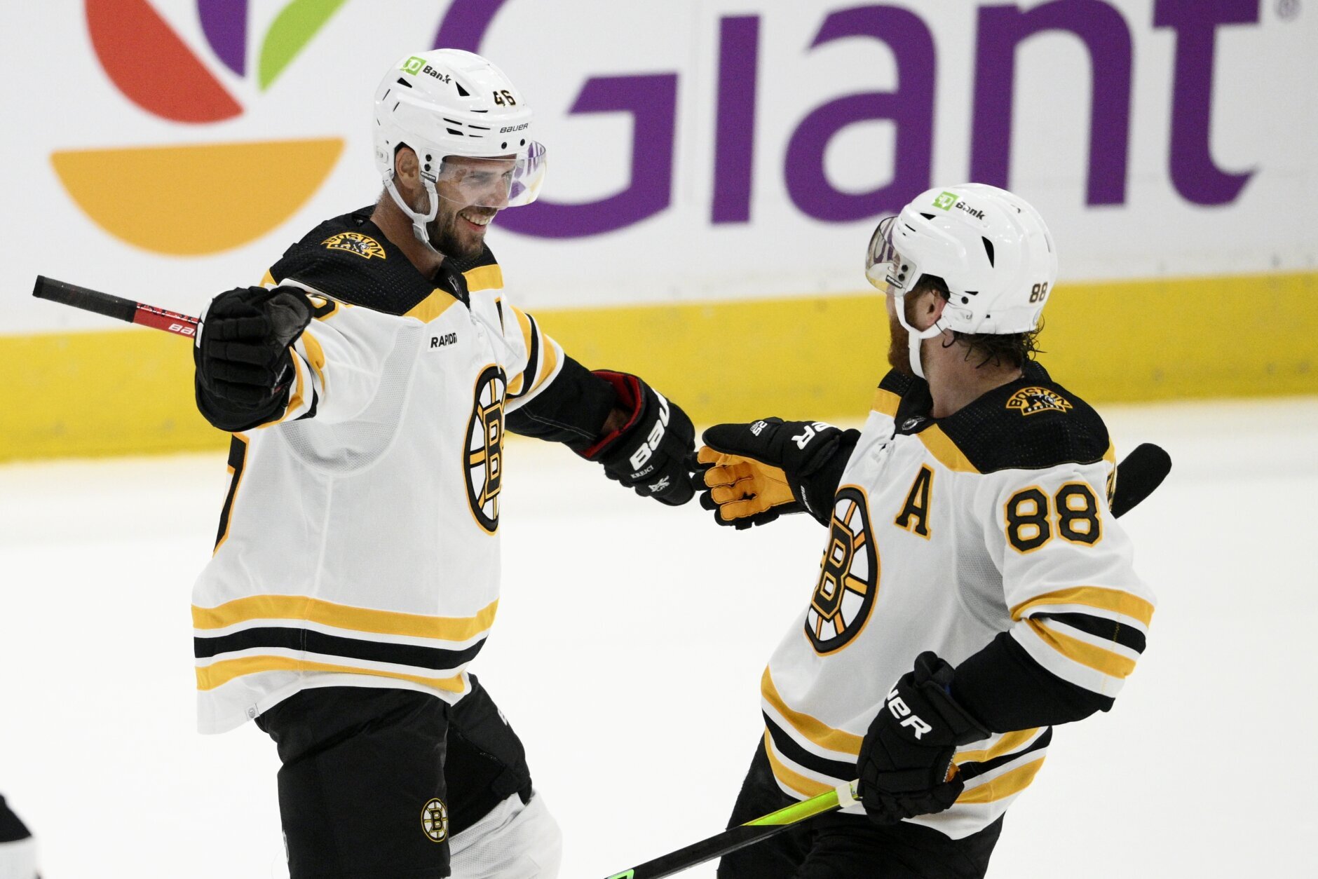 Bruins top NHL season points mark, beating Capitals 5-2 – WKRG News 5
