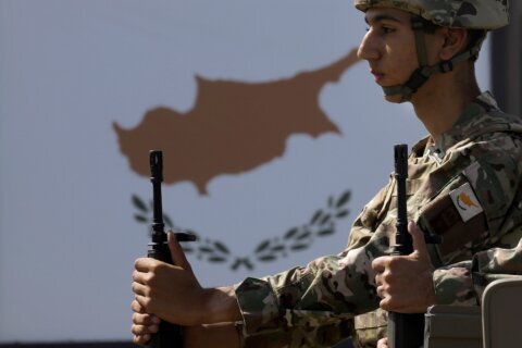 Minister: Greece can defend islands despite Turkey’s threats
