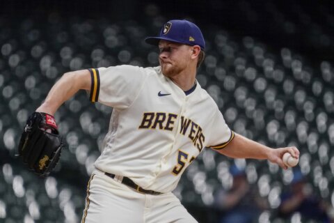 Lauer pitches 6 no-hit innings as Brewers blank D-backs 3-0