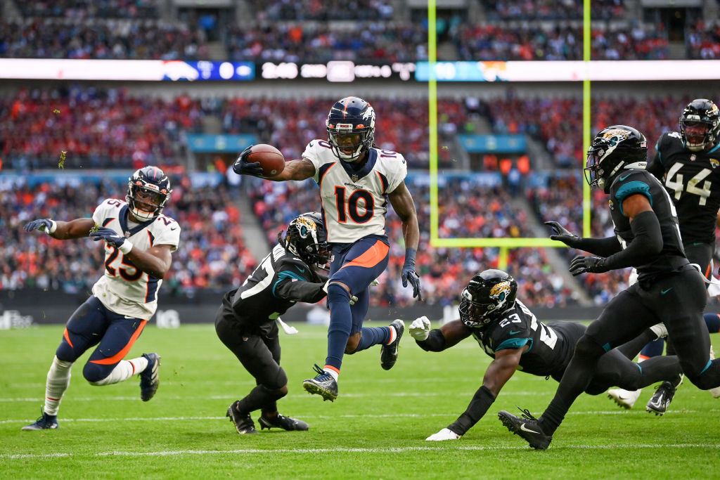 <p><b><i>Broncos 21</i></b><br />
<b><i>Jaguars 17</i></b></p>
<p>Somehow, this lousy matchup generated the largest crowd in the history of NFL international games (86,215) and <a href="https://profootballtalk.nbcsports.com/2022/10/30/for-bradley-chubb-it-could-be-lose-today-and-get-traded-or-win-and-get-a-new-contract/" target="_blank" rel="noopener">increased the likelihood that Bradley Chubb stays in Denver</a>. Can&#8217;t wait to see what Russell &#8220;<a href="https://www.totalprosports.com/nfl/russell-wilson-work-out-team-place-high-knees/" target="_blank" rel="noopener">Mr. High Knee</a>&#8221; Wilson does to celebrate.</p>
