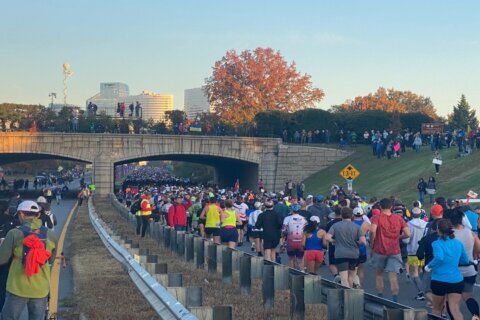 Metro opening early, plus traffic restrictions for the 48th Marine Corps Marathon