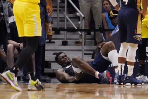 Williamson, Ingram injured in Pelicans’ first loss