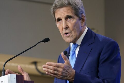 Kerry: US open to talks on contentious climate financing