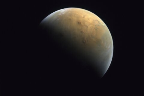 Mars takes center stage in the sky