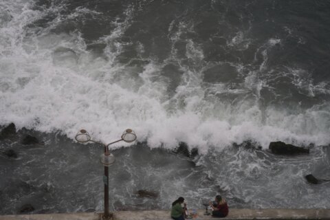 Hurricane Orlene hits Mexico’s Pacific coast near Mazatlan