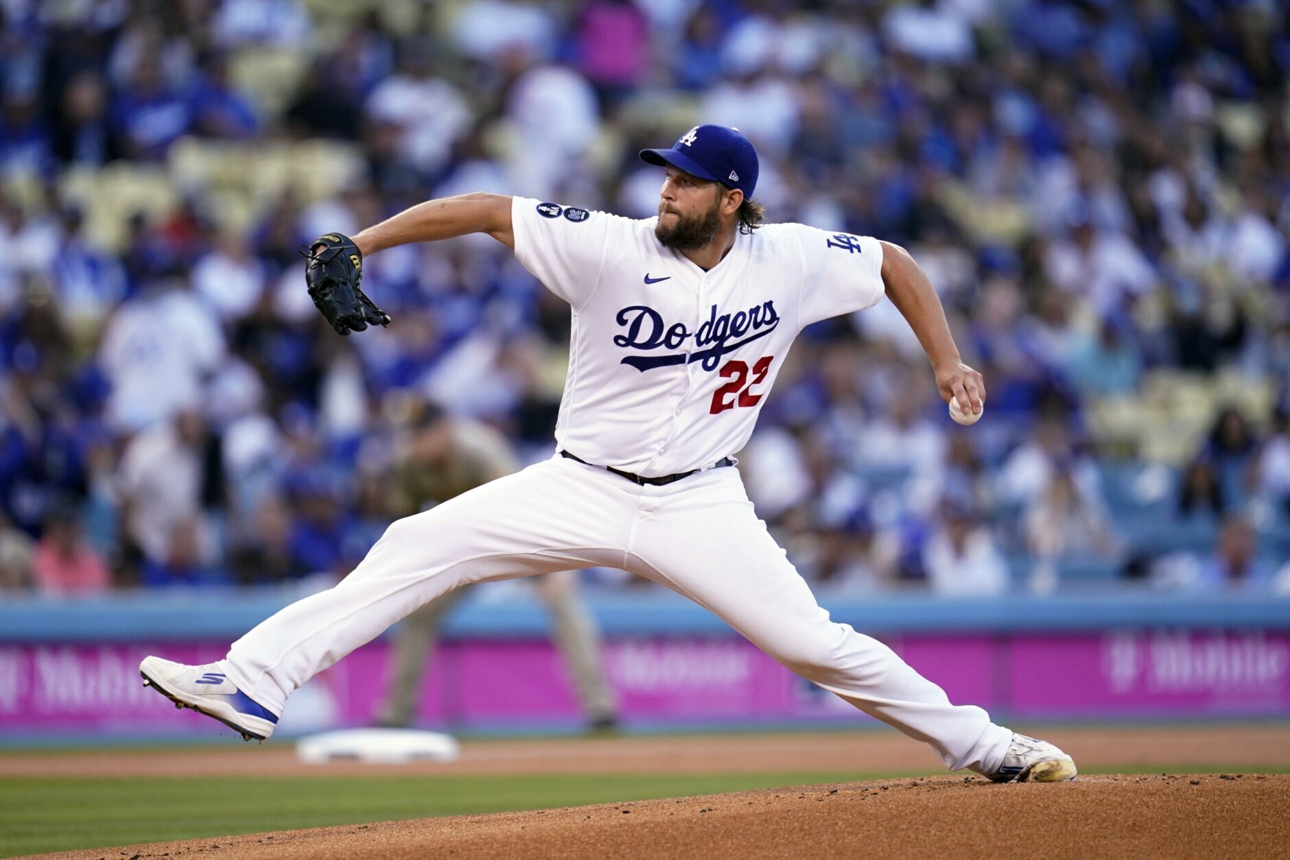 Padres pull out 5-3 victory over Dodgers, tie NLDS 1-all - WTOP News