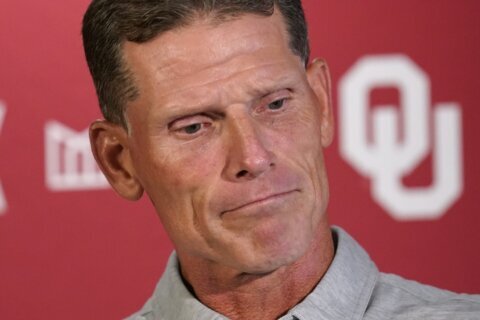 Oklahoma coach Brent Venables hits rough patch in 1st year