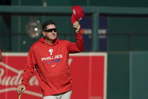 No more interim: Rob Thomson to remain Phillies manager