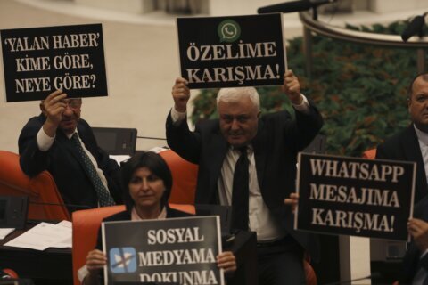 Turkish parliament OKs disputed bill to fight disinformation