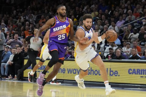 Suns push past Warriors for 134-105 win, Thompson ejected