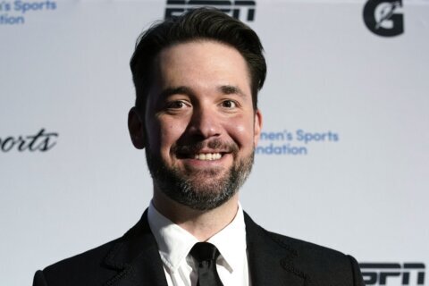 Alexis Ohanian gets sports award, calls for reforms in NWSL