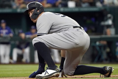 Judge shows frustration, still 61 homers with 2 games left