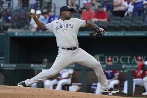 Yankees Severino faces minimum in 7 no-hit innings vs Texas