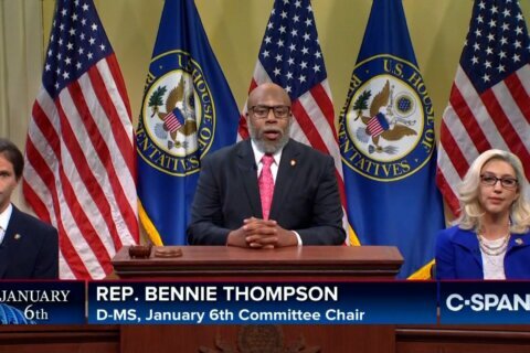 ‘SNL’ takes on the January 6 Committee and Trump