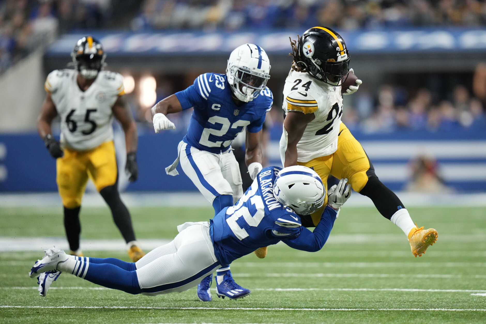 <p><b><i>Steelers 24</i></b><br />
<b><i>Colts 17</i></b></p>
<p>I know it comes in a bad game against an even worse (and <a href="https://twitter.com/ESPNStatsInfo/status/1597416397109428228?s=20&amp;t=iSaG28jwKo_UVNMKFBquRQ">embarrassingly inept</a>) offense but Mike Tomlin&#8217;s 19-3 record on Monday Night Football is incredibly impressive. If he can lead what is by far his worst Steelers team to a non-losing record to keep his streak alive, name the Coach of the Year award after Tomlin.</p>

