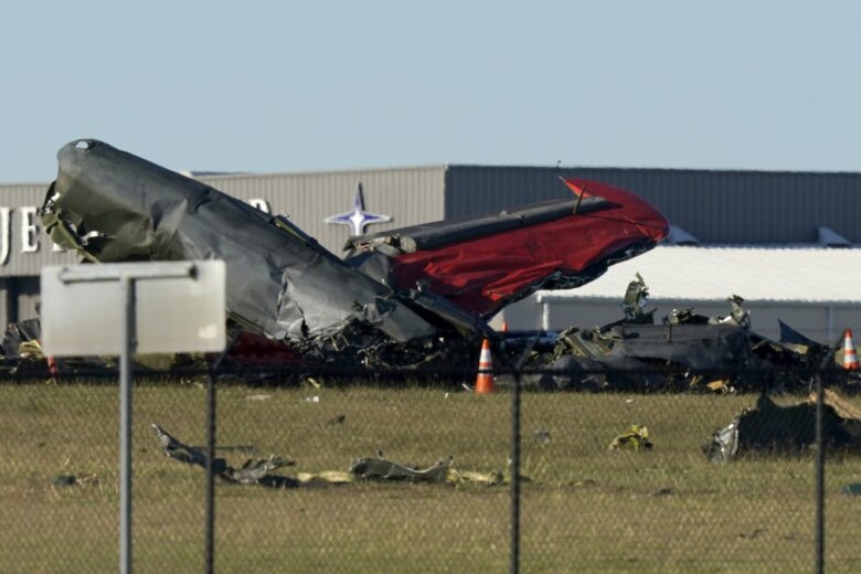 Investigation underway over midair crash at Dallas air show WTOP News