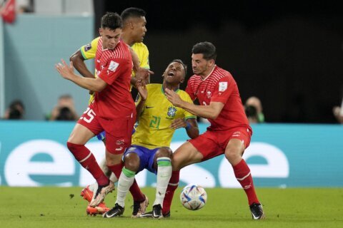 Brazil advances at World Cup, beats Switzerland 1-0