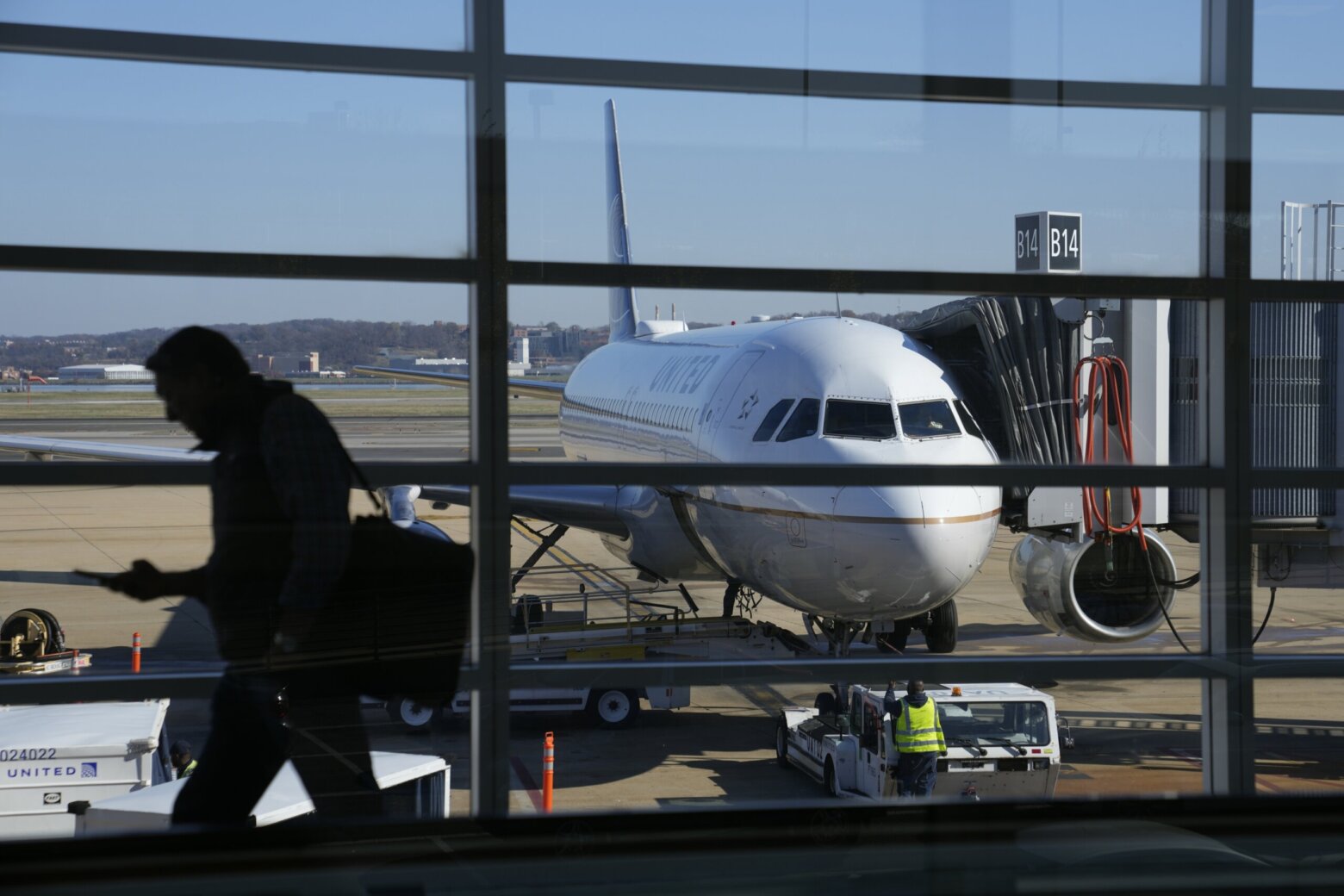 Reagan National about as hard-hit as any airport in the nation