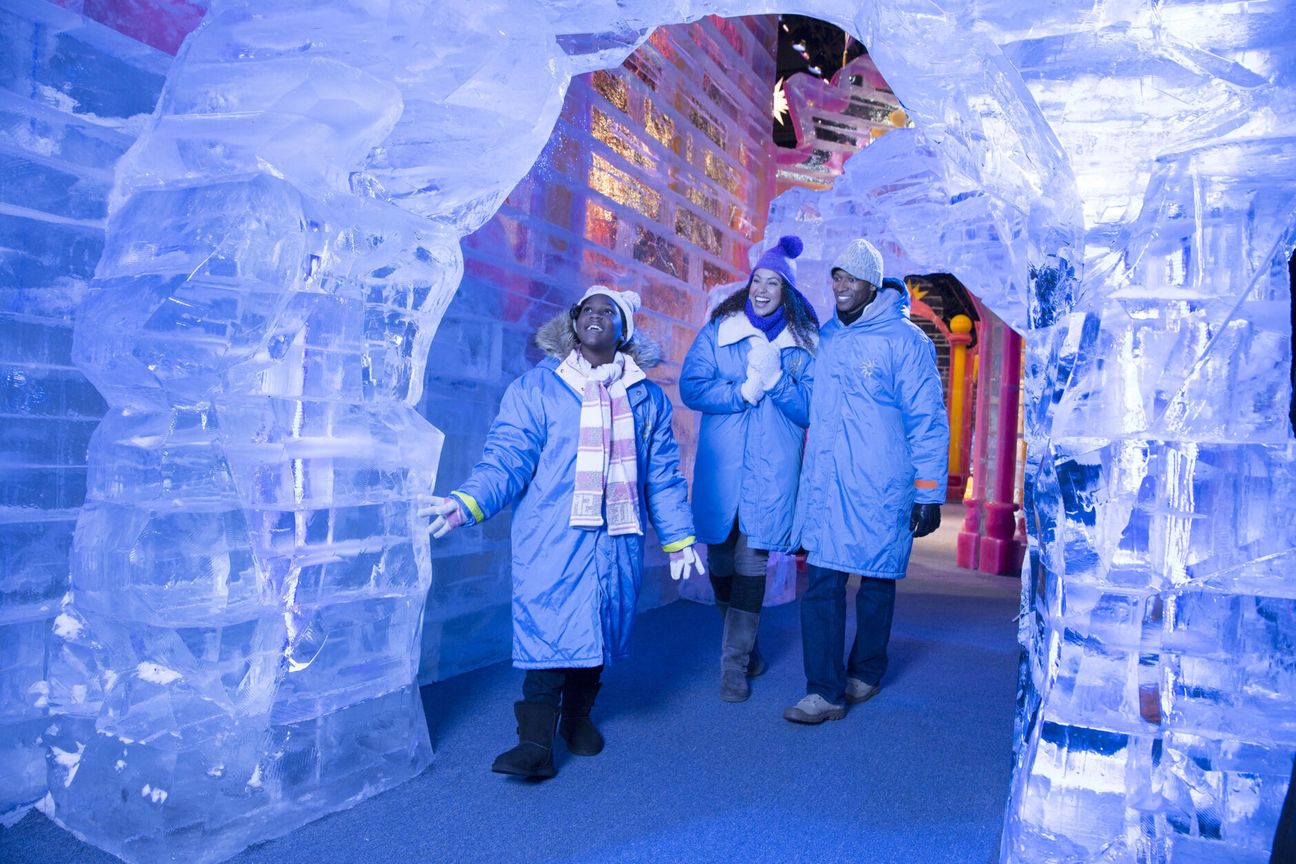 National Harbor’s Gaylord National Resort transforms into a Winter
