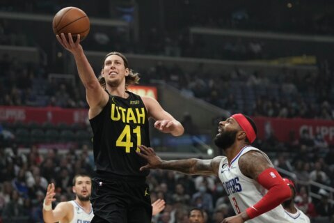 Clarkson, Sexton lead surging Jazz past Clippers, 110-102