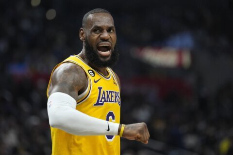LeBron James out Friday, day-to-day with leg muscle strain