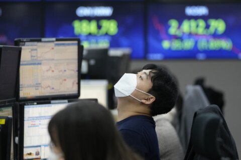 US stock indexes fall as lockdown protests spread in China