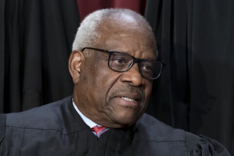 Senate Democrats seek list of gifts, trips given to Clarence Thomas