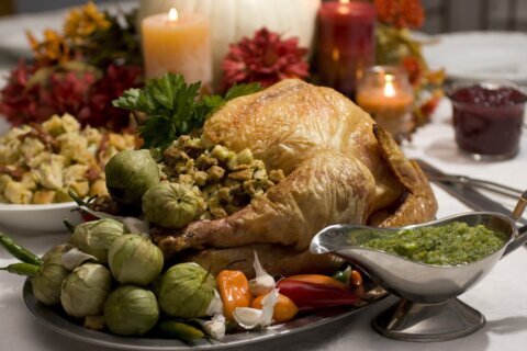 Gathering again? Tips for a safe and healthy Thanksgiving