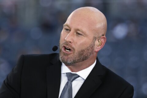 AP source: Former NFL QB Dilfer finalizing deal with UAB
