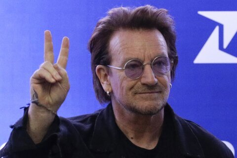 Bono opens book tour before adoring fans at Beacon Theatre