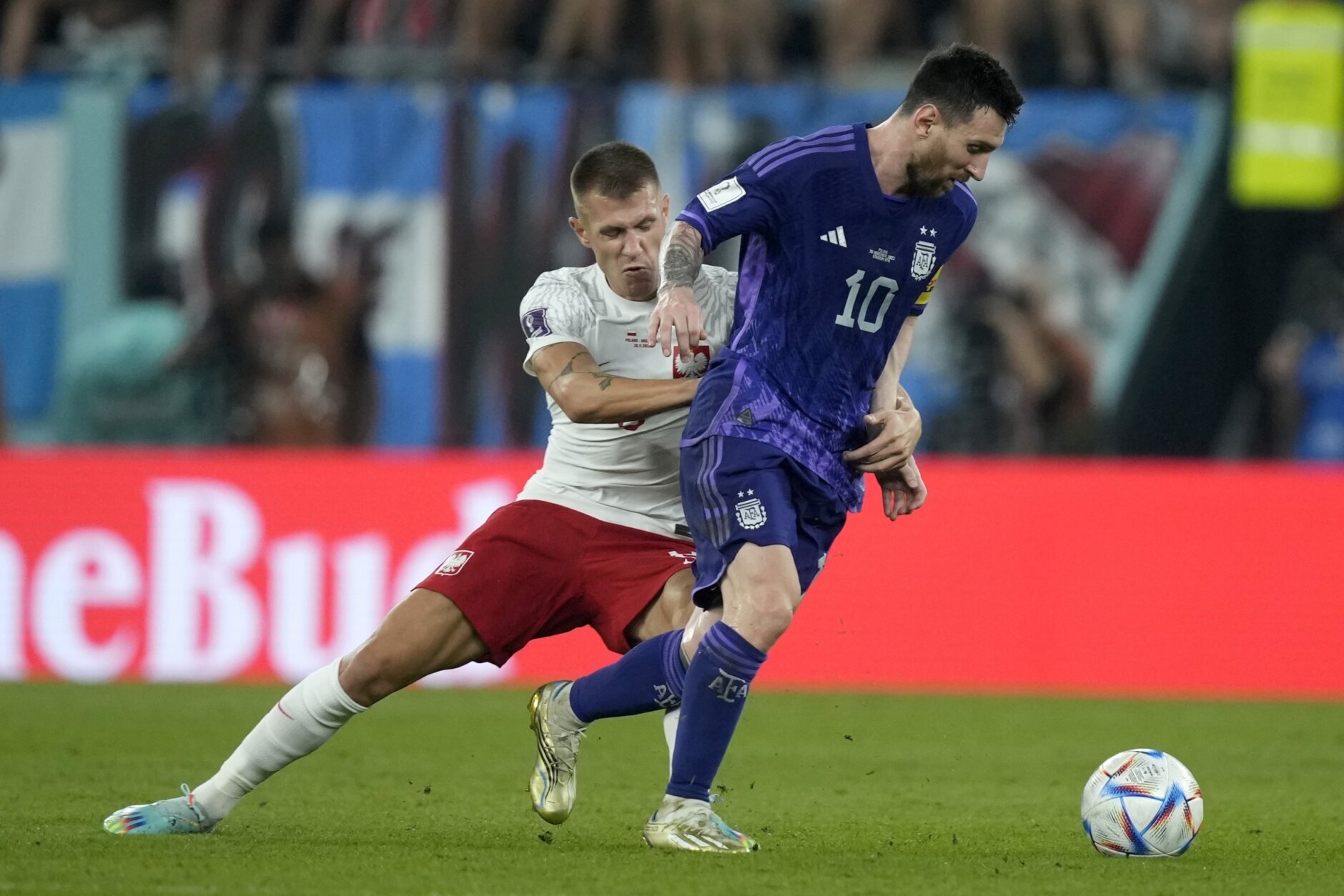 World Cup: Argentina and Lionel Messi beat Poland to advance – Orange  County Register