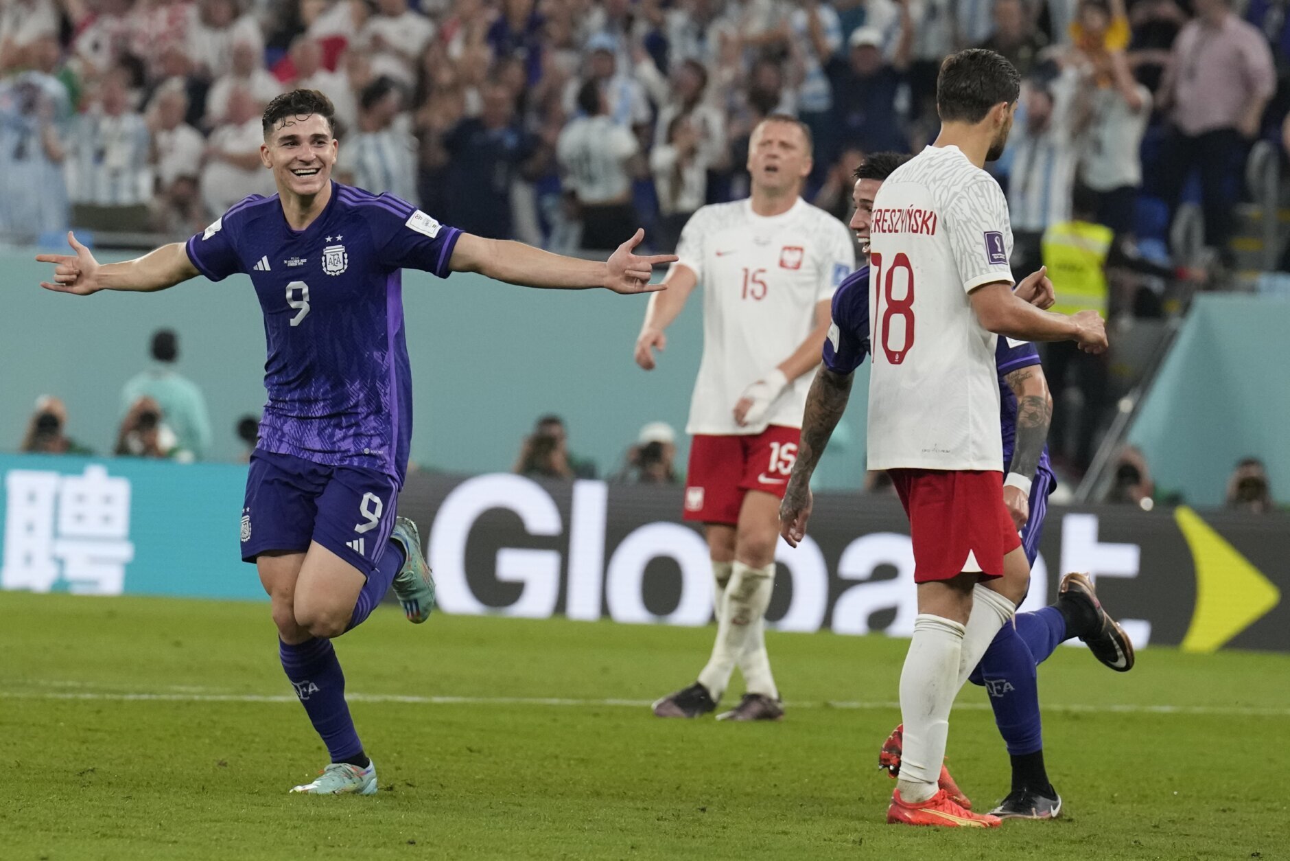 Messi and Argentina advance at World Cup, beat Poland 2-0