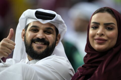 World Cup Viewer’s Guide: Qatar loses opener, US up on Day 2