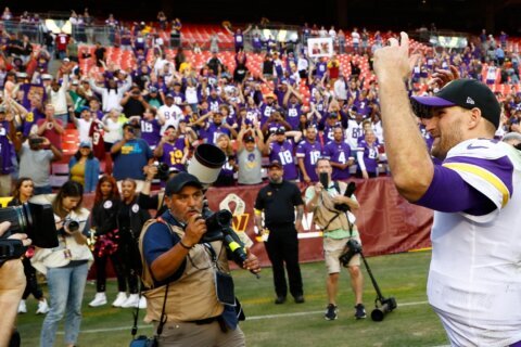 Kirk Cousins’ Washington homecoming ends with a ‘You like that!’ chant and Vikings win