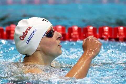 Katie Ledecky smashes 800m short-course world record