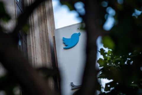 Twitter delays $8 ‘blue check’ verification plan until after the midterms