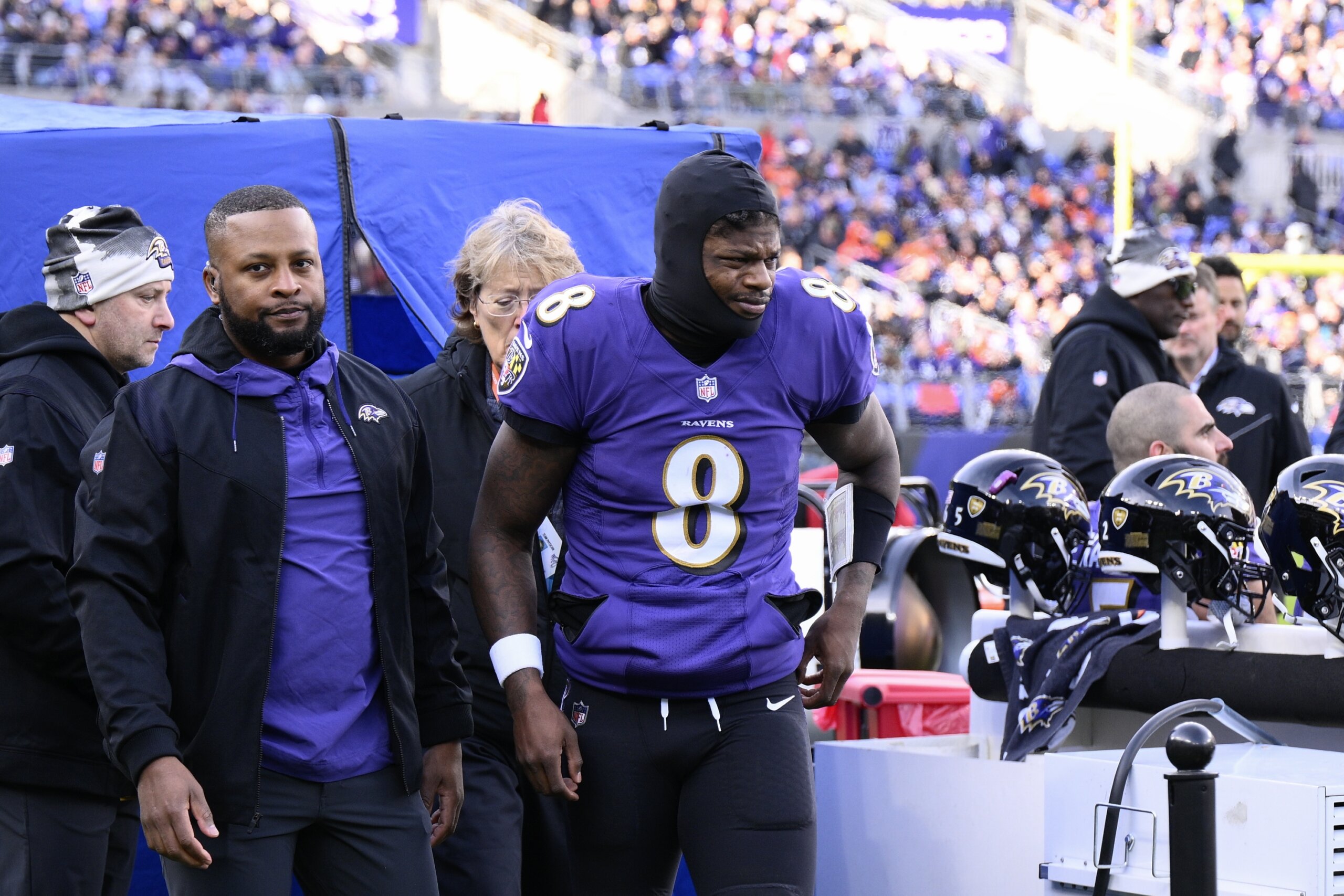 Ravens' defense capable of carrying them with Jackson hurt