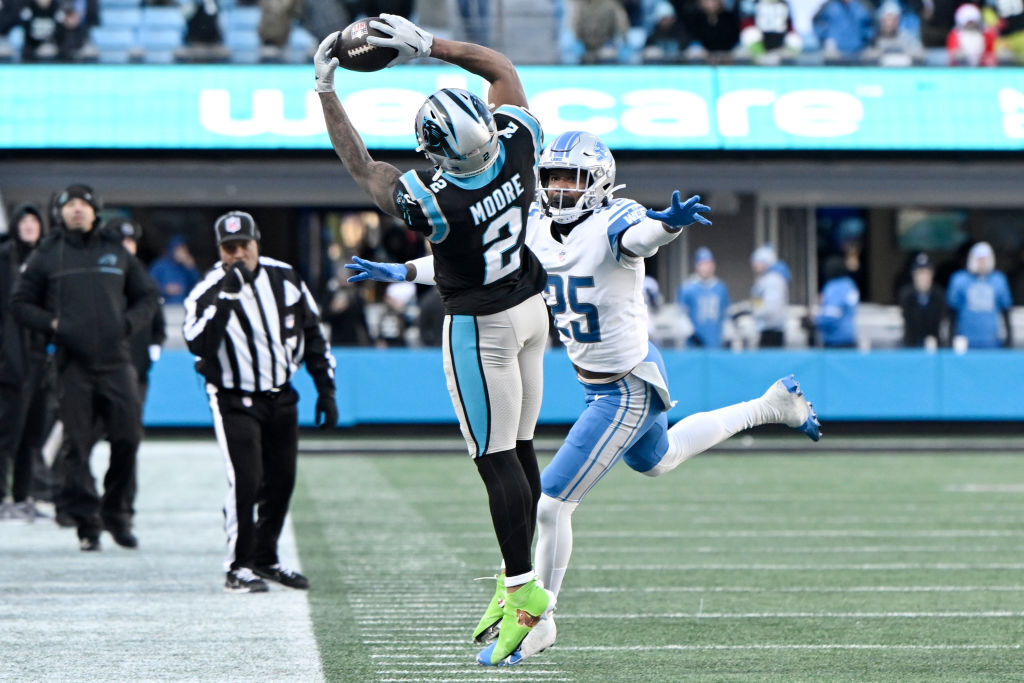 <p><em><strong>Lions 23</strong></em><br />
<em><strong>Panthers 37</strong></em></p>
<p>Given how half the football world was picking Detroit to win out and make some noise in the playoffs, Carolina laying this beatdown on the Lions – the Panthers had 240 of their 320 rushing yards <em>in the first half</em> – to stay in the NFC South race should absolutely give Steve Wilks the Panthers&#8217; head coaching gig without the interim tag. If it doesn&#8217;t, it confirms everything we already know about the plight of Black coaches in the NFL.</p>
