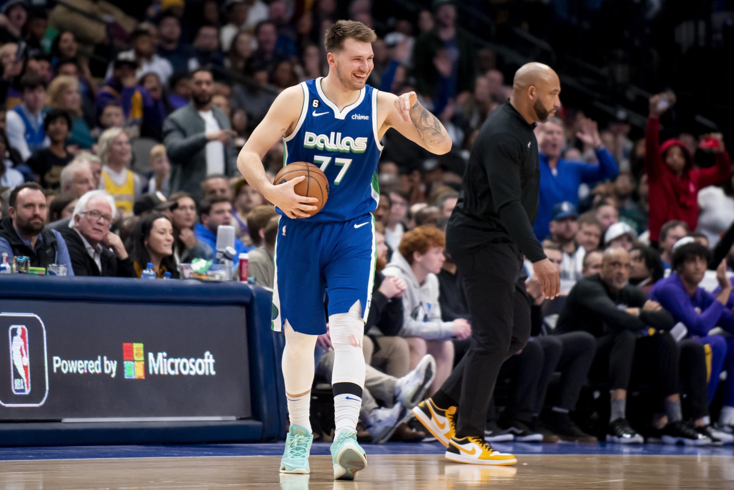 Mavericks news: Luka Doncic pays off bet, Kemba Walker's knee, and