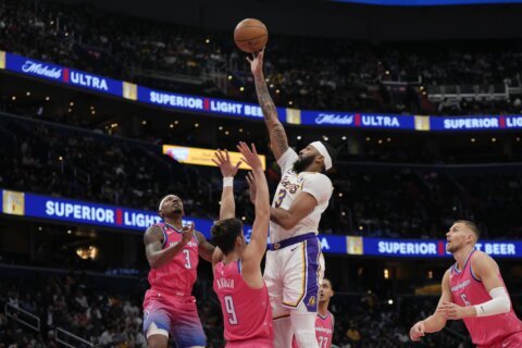 Davis scores 55 points, leads Lakers over Wizards 130-119