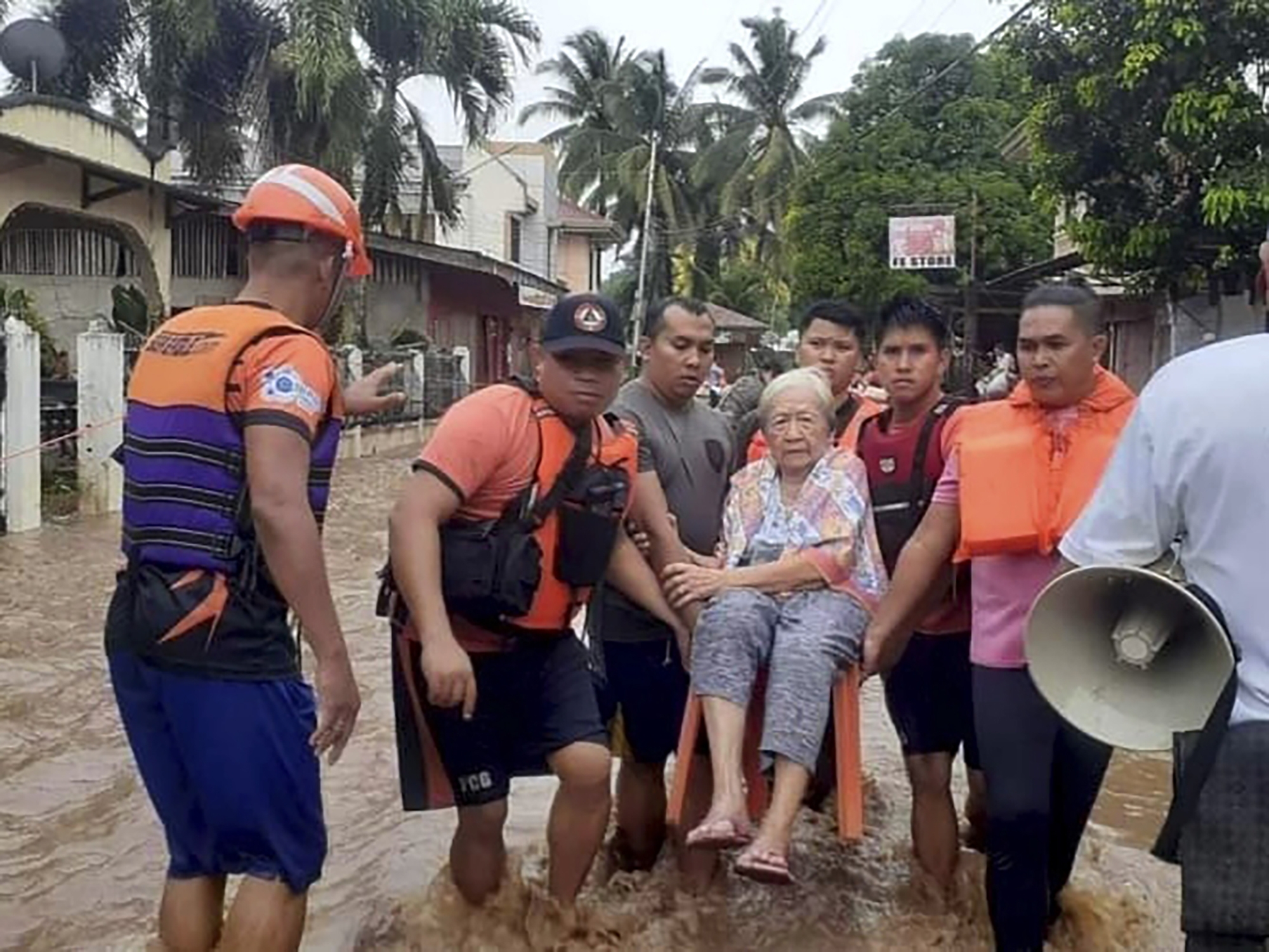 Rain, floods in Philippines leave 32 dead, others missing